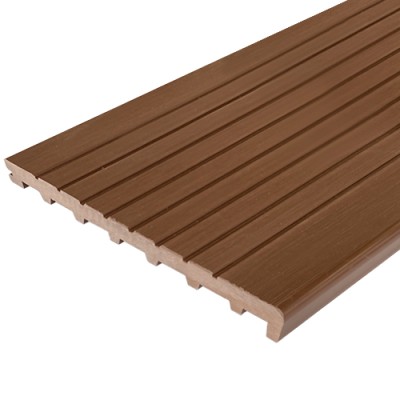 Ступень ДПК Latitudo Step-320 Каштан Полнотелая